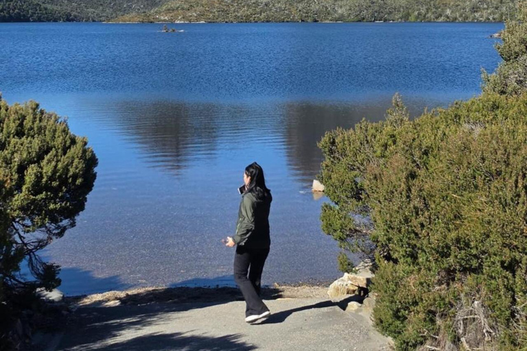 Hobart: Cradle Mountain & Wineglass Bay 2-Day Tour