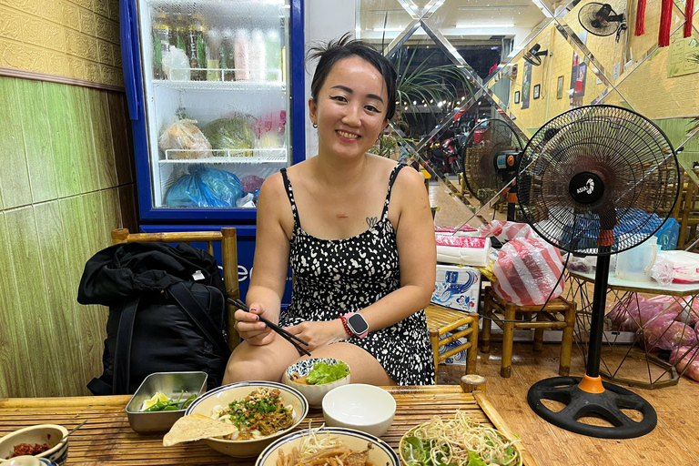 Da Nang Street Food Private Tour With Optional Paragliding Private Car Tour