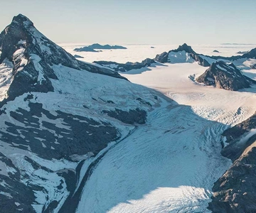 Wanaka: Milford Sound Glacier Flight & Scenic Nature Cruise
