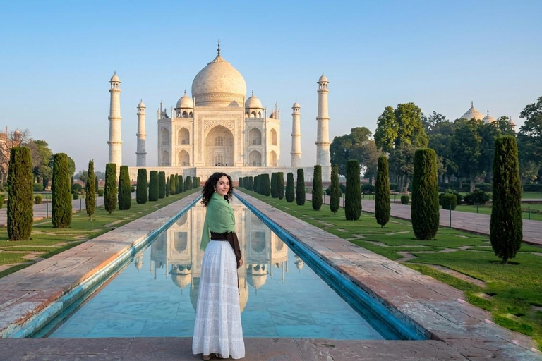 Private Taj Mahal & Agra Day Tour from Delhi with 5* Meal From Delhi: Private AC Car, Driver, Guide & Entry Fees