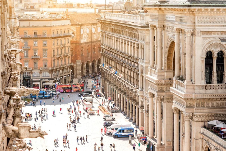 Milan : Petit groupe - Château, dégustation de gelato et toit du DuomoMilan : Visite en petit groupe du château et du Duomo avec Gelato