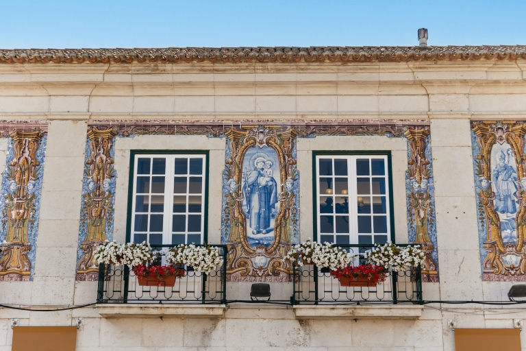 Lissabon: Pena-Palast, Sintra, Cabo da Roca & Cascais TourZweisprachige Tour mit Nationalpalast Pena