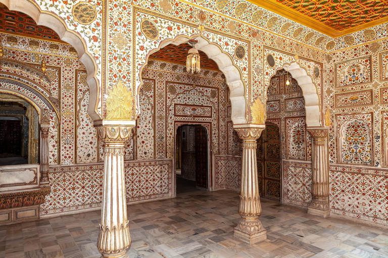 Jaipur: Rajasthan & Mount Abu 11-Day Cultural Journey Private Tour with A/C transport and Dedicated Driver.