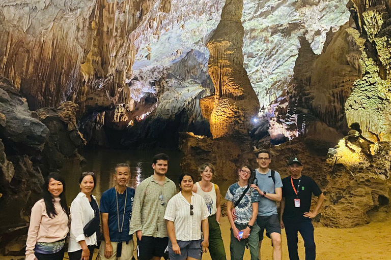 Phong Nha National Park: Paradise Cave Half-Day Tour Pickup in Hue and drop-off in Phong Nha