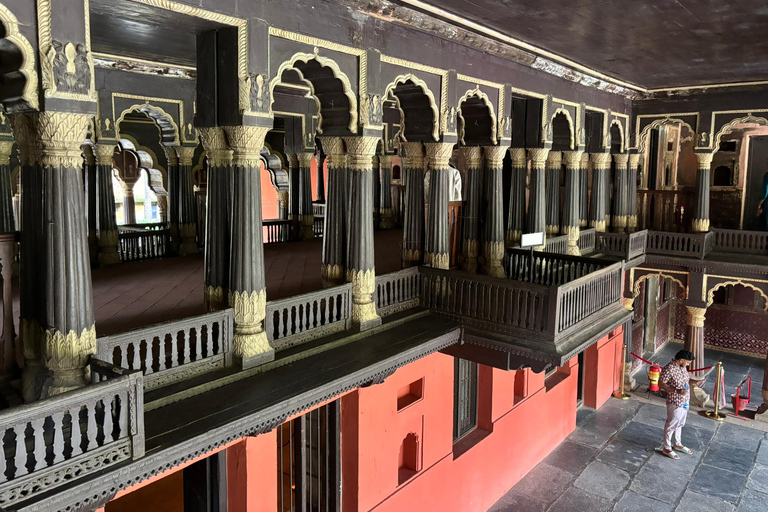 Bangalore: Tour a pie de fortalezas históricas, palacios y mercados