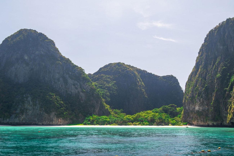 De Phuket: Passeio privado de lancha rápida a Phi Phi e Bambu