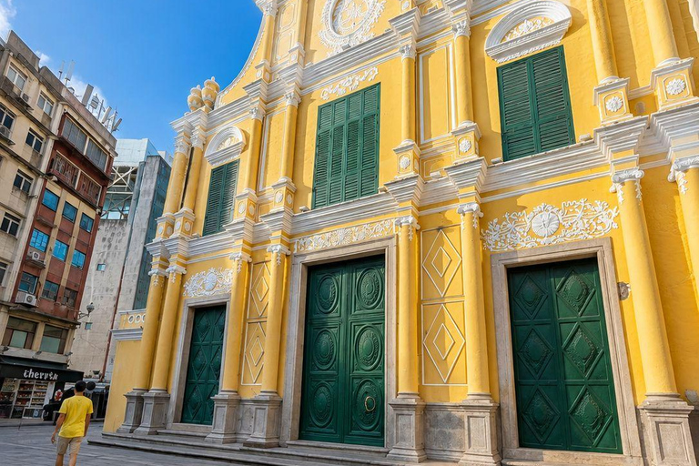 Macau Guided Heritage Tour with transfer in group