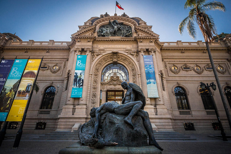 Descubra Santiago, onde a modernidade se funde com a história