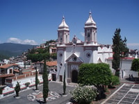 Da Acapulco, Task Taxco Day - Housity