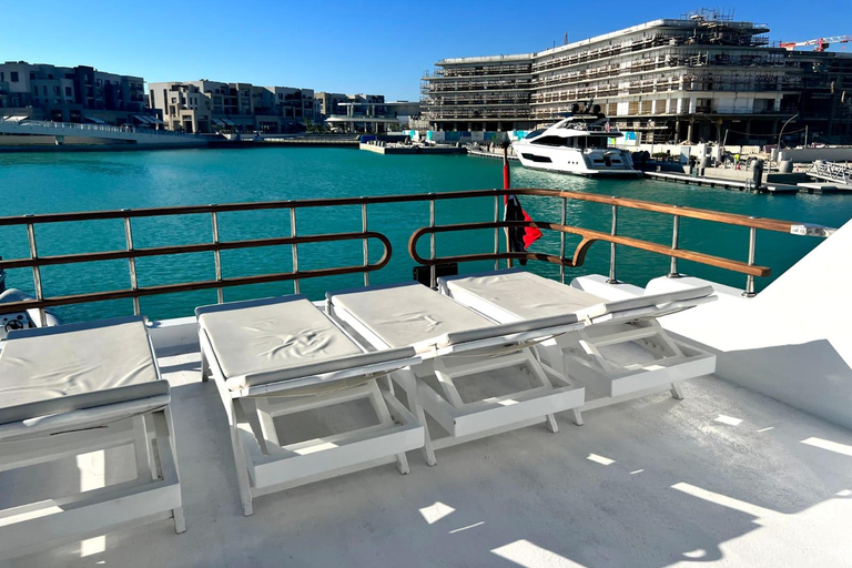 Hurghada: Luksusowa prywatna wycieczka jachtem z lunchem i atrakcjami