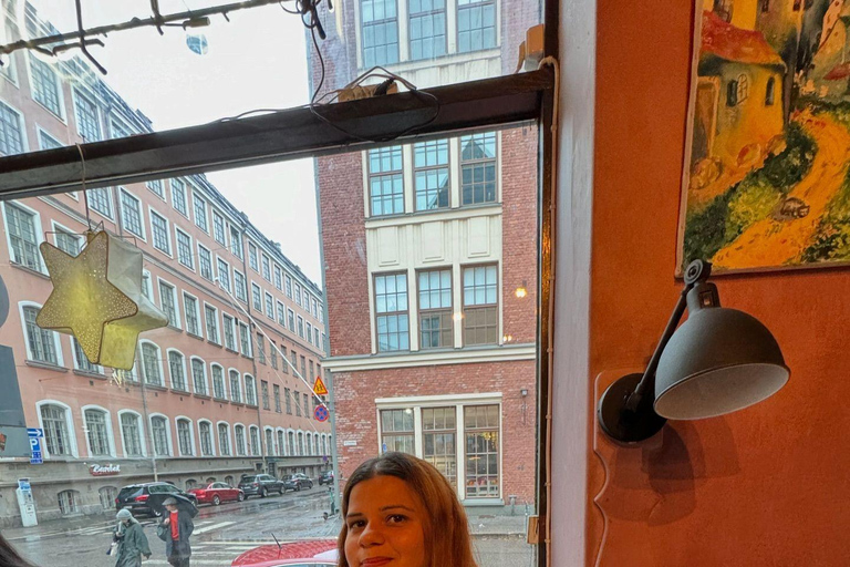 Helsinki: Guided Walking Tour with Local Guide