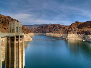 Lake-Mead-Bootsfahrt und Hoover-Staudamm von Las Vegas Lake-Mead-Bootsfahrt und Hoover-Staudamm von Las Vegas