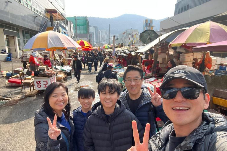 Busan: Private City Tour with Local Guide and Van