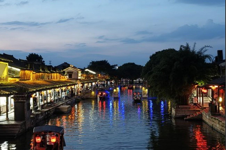 Shanghai: Xitang Night Water Town & Paddleboard Trip