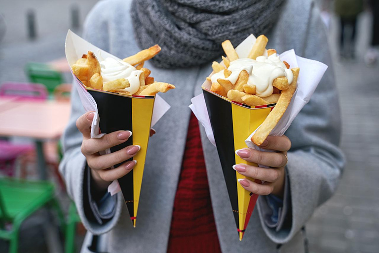 Brussels Private Food Tour: Waffles, Fries, Beer & History