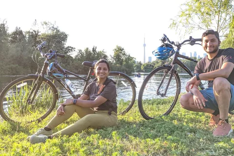 Toronto Islands: Morning or Twilight 3.5-Hour Bike Tour