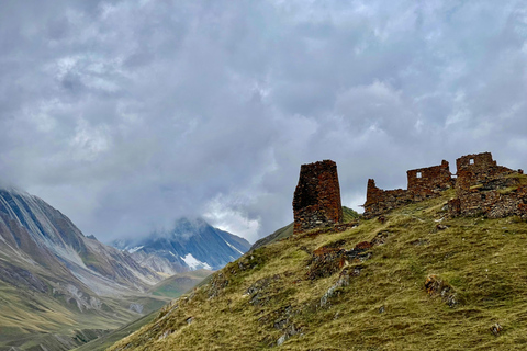 Região de Kazbegi: Caminhadas de um dia