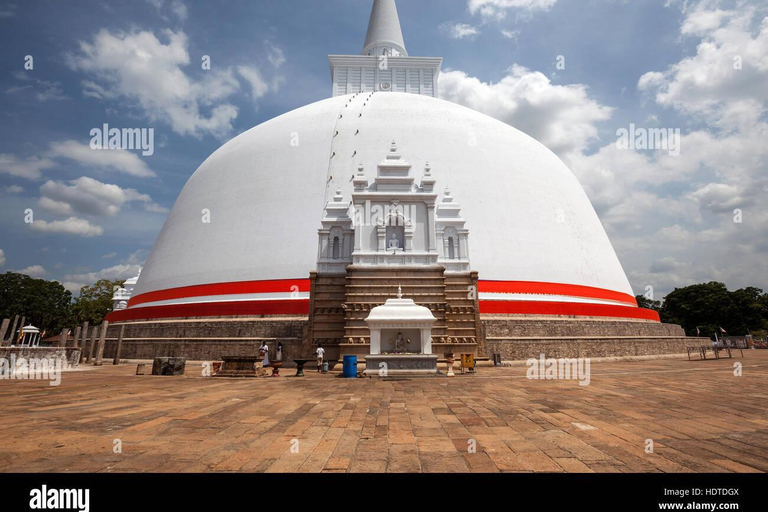 Tuk Tuk Day tour Anuradhapura Ancient City