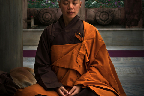 加德满都：神圣佛塔之旅（含冥想）加入旅游