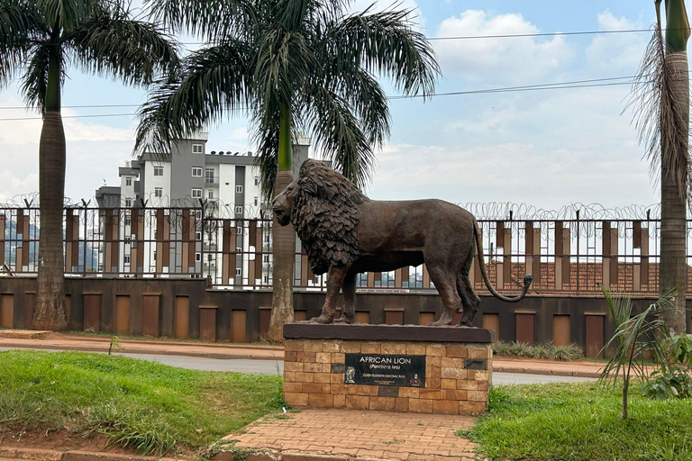 坎帕拉：艺术画廊和手工艺市场导览游Kampala: Guided Art Galleries and Craft Markets Tour