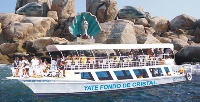 Acapulco: Crystal Bottom Boat Tour to La Roqueta Island