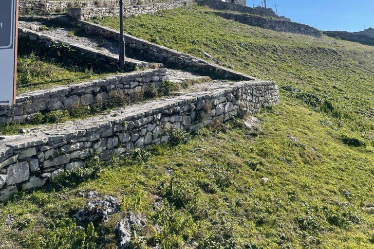 Berat Daily Tour på engelska,tyska,italienska,spanska