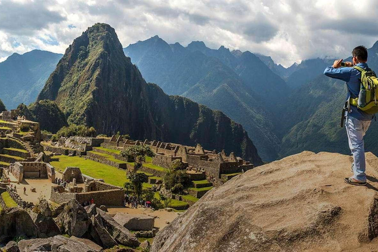 Machu Picchu 2-Day Train Adventure