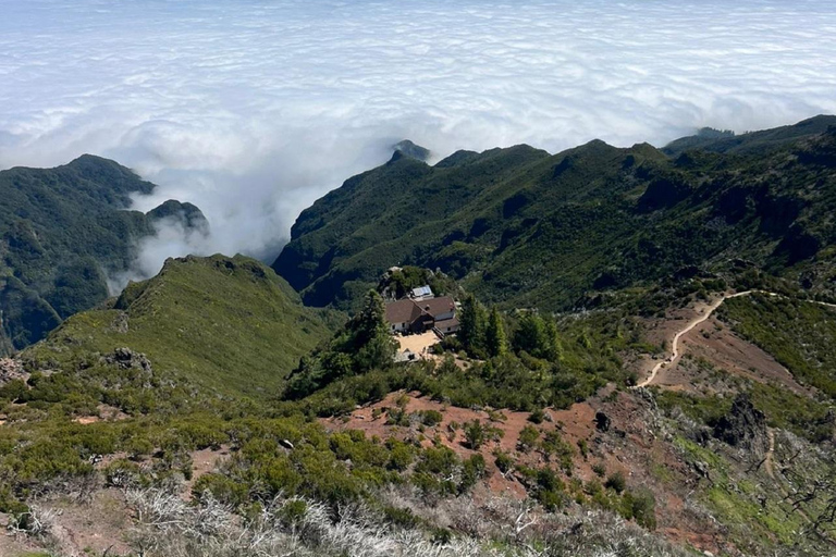 PR1 Guided Hike from Pico do Arieiro to Pico Ruivo