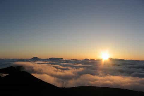 Maui: Sunrise & Breakfast Tour to Haleakala National Park