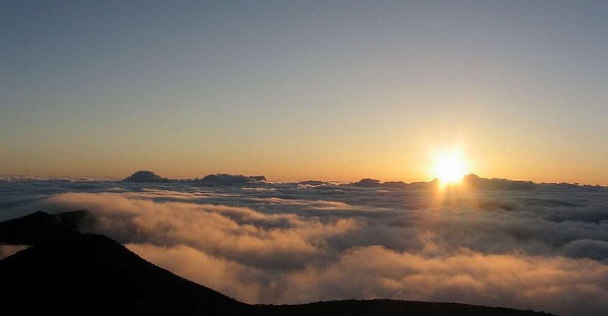 Maui: Sunrise & Breakfast Tour to Haleakala National Park | GetYourGuide