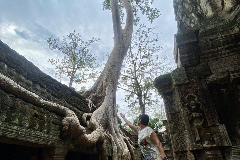 2-Day Phnom Penh to Siem Reap Tour with Angkor Wat Sunrise
