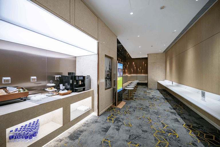 Shanghai: Pudong International Airport Lounge By DragonPass T1 International Departure: First Class Lounge No.39