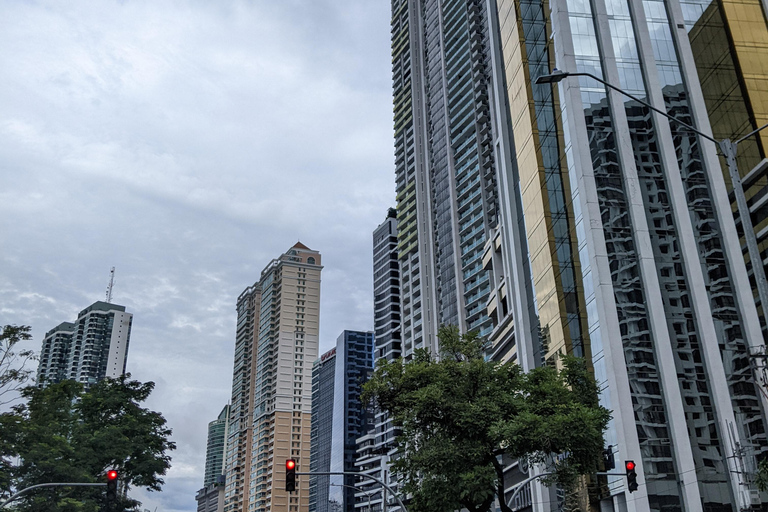 Panama City: Personalized Tour with Local Guide