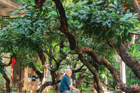 Guangzhou Local Life: Urban Village, Local Market & Old Town Guide for Spanish, French, Russian, Japanese, or Korean