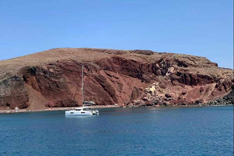Santorini: Private Luxury Catamaran Cruise with Greek Meal