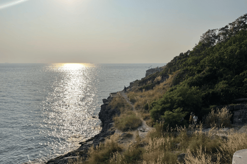 Pattaya: Koh Si Chang Highlights Day Tour with Hotel Pickup