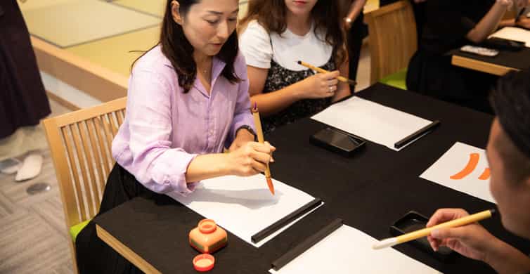 Tokyo: Japanese Calligraphy Workshop in Asakusa