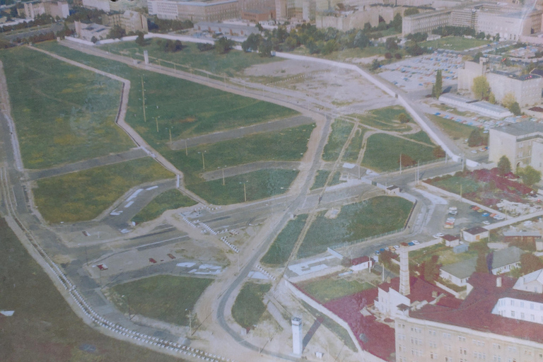 Traços de Berlim: tour guiado por Berlim (inglês/alemão)