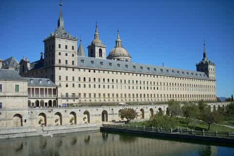 El Escorial & Basilica of the Valley 5-Hour Guided Tour