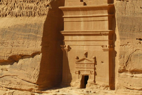 Al Ula: Explore Wonders of the Desert