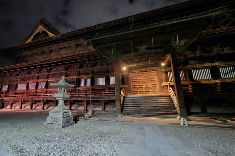 Tokyo: 5-Day Private Tour to Hiroshima with Transport