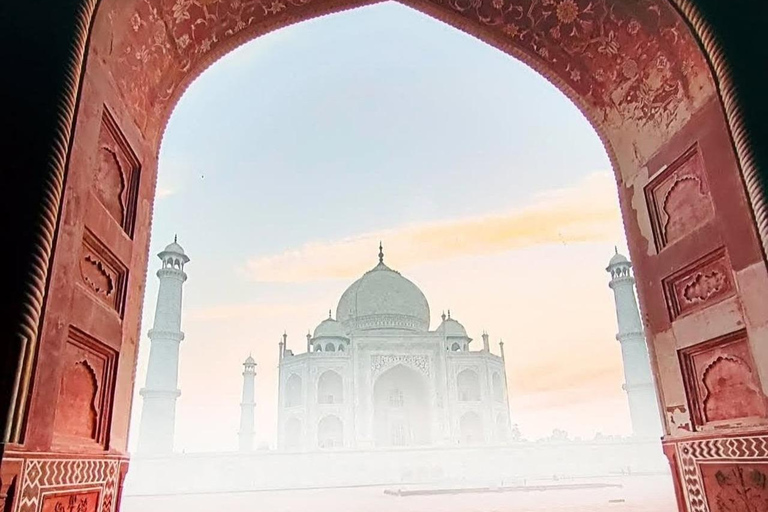 From Mumbai: Private Same-Day Delhi Heritage & Culture Tour From Mumbai: Private Same-Day Delhi Heritage & Culture Tour