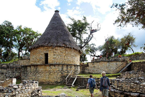 Chachapoyas: Llaqta de Kuelap: Kolejka linowa