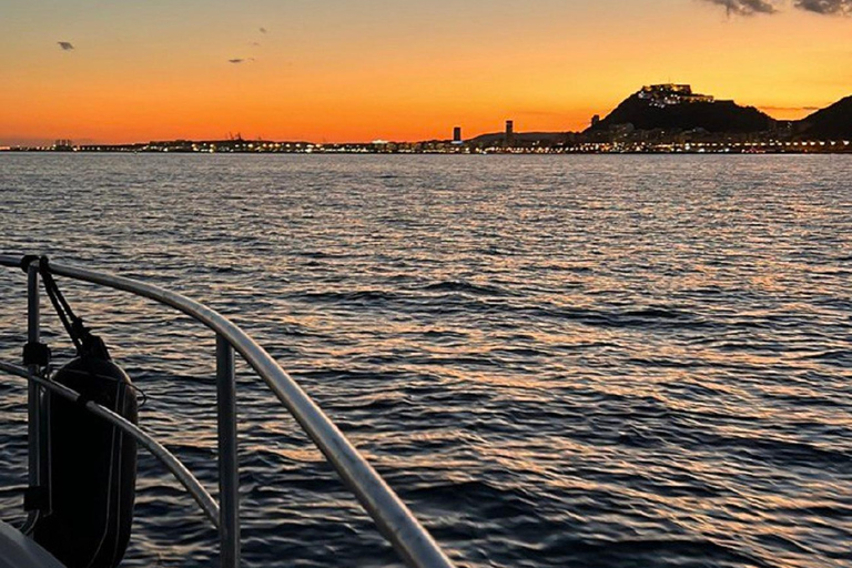 Alicante: A two-hour boat ride with a drink