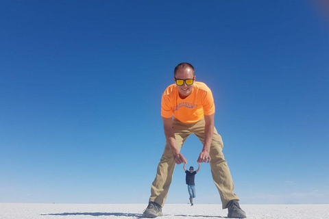 Uyuni: Tour de 1 día de Aventura por el Salar y el DesiertoVisita guiada en español