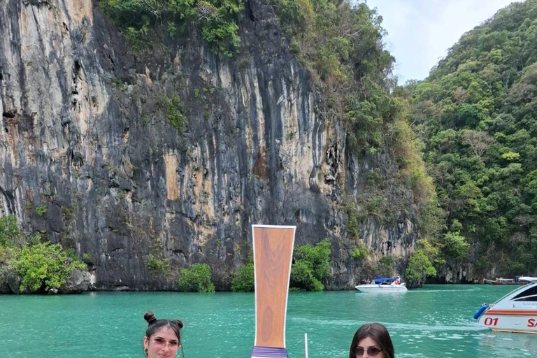 Krabi: Hong Island Private Luxury Longtail Boat Trip Krabi: Private Hong Island Luxury Longtail Boat Trip