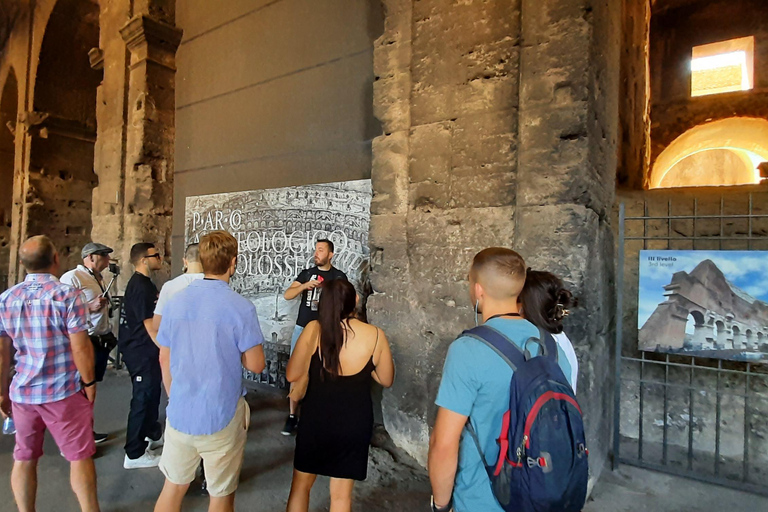 Rome: Colosseum Underground Small Group Guided Tour (8 pax)