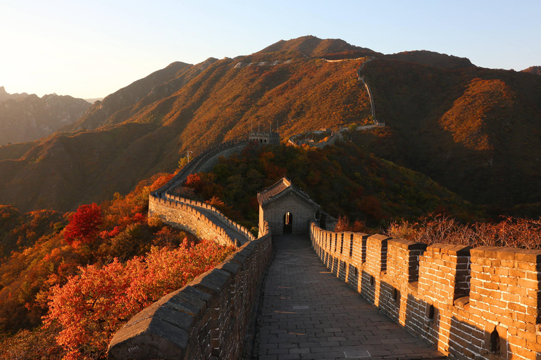 From Beijing: Private Transfer To Different Parts Great Wall Jinshanling Wall Round Transfer + English Guide + Ticket