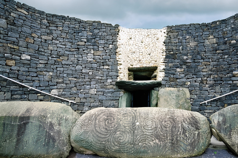 Private Tour of Newgrange and The Hill of Tara