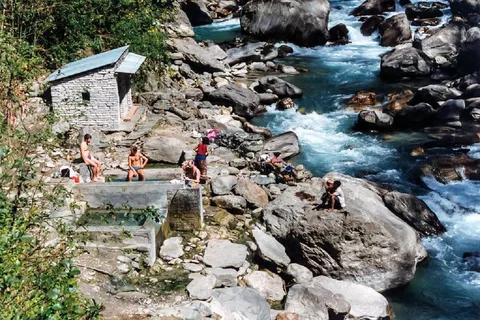 From Pokhara: 2-Day Jhinu Hot Springs Retreat with Trek